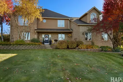 3819 Prairie Dr, Spring Grove, IL 60081