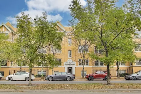 2135 N Kedzie Blvd #G, Chicago, IL 60647
