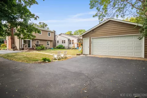 Exterior - 413 Cheever Ave, Geneva, IL 60134 photo 5 of 8
