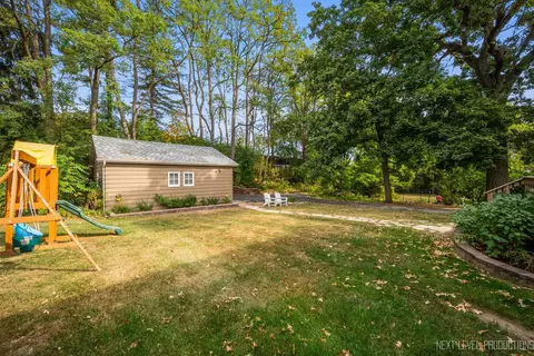 Exterior - 413 Cheever Ave, Geneva, IL 60134 photo 7 of 8