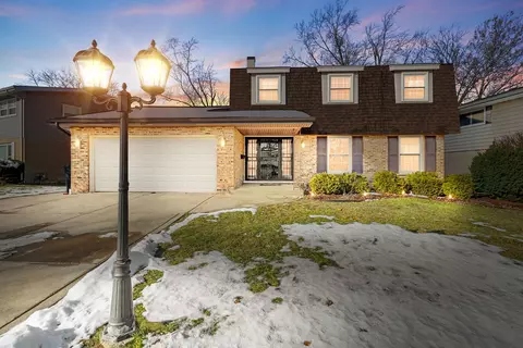 4110 Applewood Ln, Matteson, IL 60443