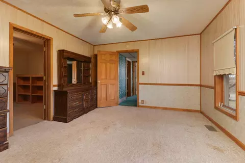 Bedroom - 32892 Mcclure Rd, Colfax, IL 61728 photo 4 of 7
