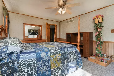 Bedroom - 32892 Mcclure Rd, Colfax, IL 61728 photo 7 of 7