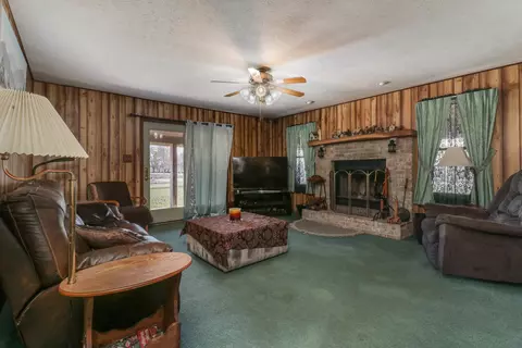 Living - 32892 Mcclure Rd, Colfax, IL 61728 photo 2 of 4
