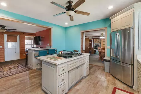 Kitchen - 32892 Mcclure Rd, Colfax, IL 61728 photo 1 of 3
