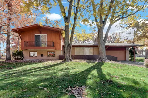 24237 S Thorn Creek Ln, Crete, IL 60417