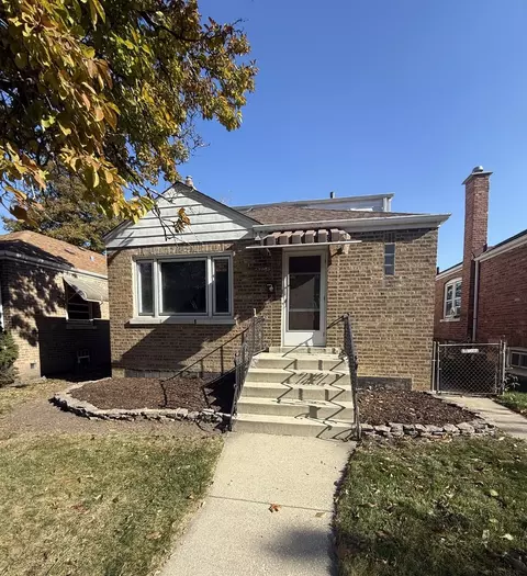 5205 S Linder Ave, Chicago, IL 60638