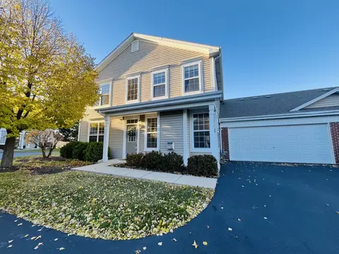 205 Belle Vue Ct #B, Sugar Grove, IL 60554