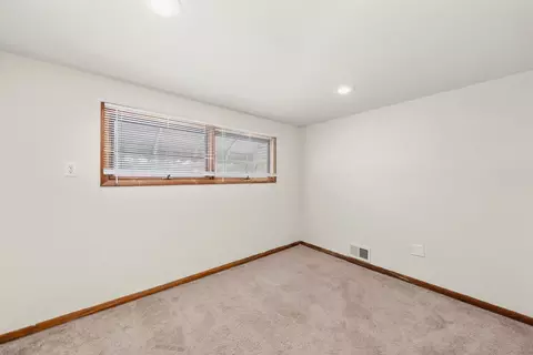 Bedroom - 686 2nd St, Crete, IL 60417 photo 5 of 5