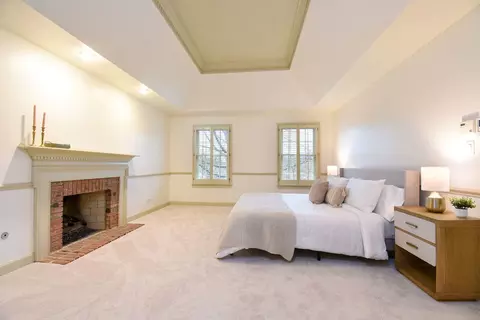 Bedroom - 3 Bridle Ct, Burr Ridge, IL 60527 photo 1 of 7