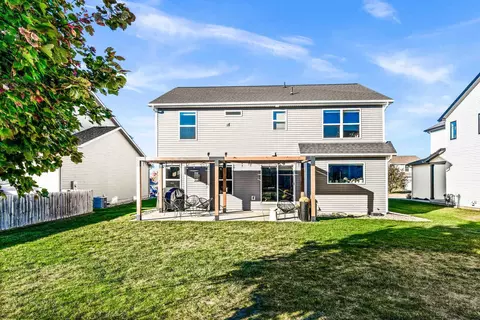 Exterior - 3615 Silverado Trl, Normal, IL 61761 photo 4 of 5