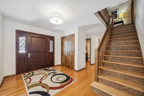 Entry Way - 7612 Ridgewood Ln, Burr Ridge, IL 60527 photo 1 of 1