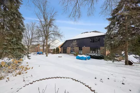 Exterior - 7612 Ridgewood Ln, Burr Ridge, IL 60527 photo 9 of 9