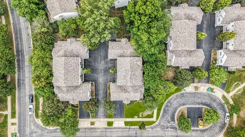 View/Area - 161 Lucerne Ct, Wheeling, IL 60090 photo 5 of 5