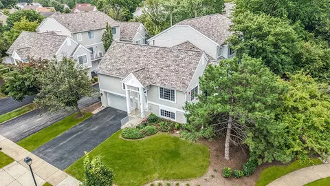 View/Area - 161 Lucerne Ct, Wheeling, IL 60090 photo 2 of 5