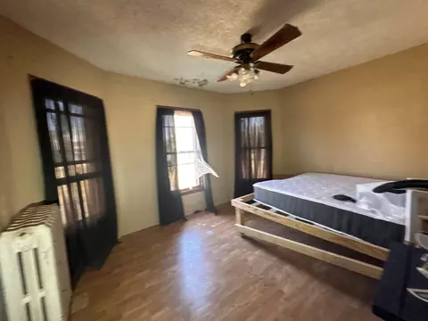 Bedroom - 1101 Lake St, Kewanee, IL 61443 photo 3 of 4