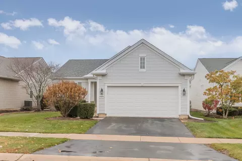 13822 Chestnut Ln, Huntley, IL 60142