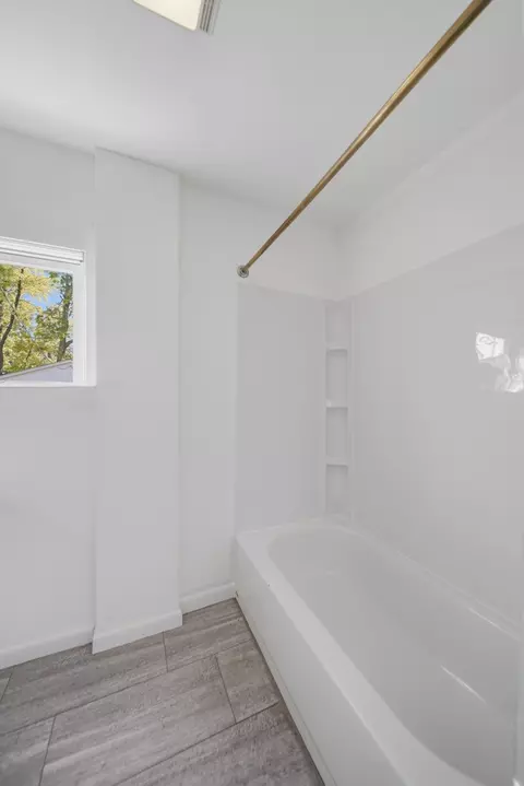 Bath - 1102 W 3rd St, Dixon, IL 61021 photo 1 of 4