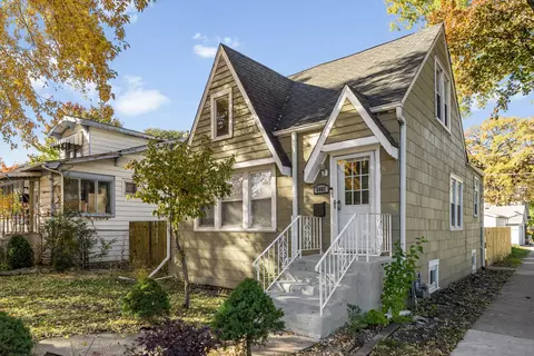 Exterior - 5402 S 73rd Ave, Summit, IL 60501 photo 2 of 3