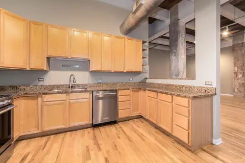 Kitchen - 312 N May St #4J, Chicago, IL 60607 photo 1 of 2