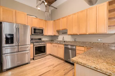 Kitchen - 312 N May St #4J, Chicago, IL 60607 photo 2 of 2