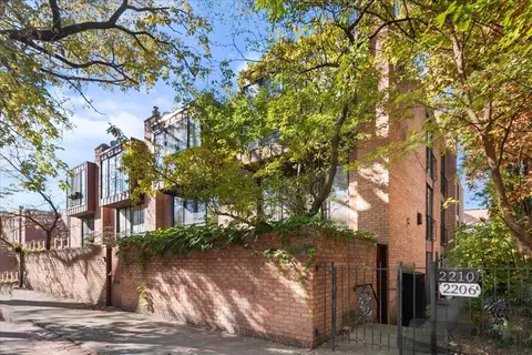 2208 N Burling St, Chicago, IL 60614