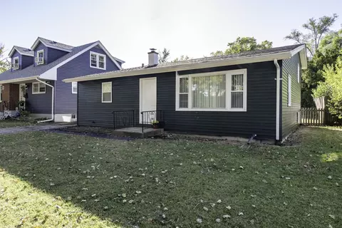 2212 Horeb Ave, Zion, IL 60099