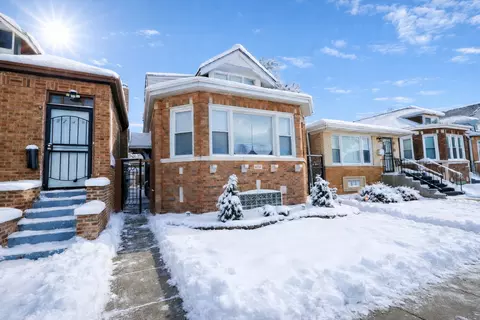 8734 S Honore St, Chicago, IL 60620