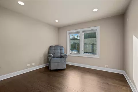 3931 Miller Dr, Glenview, IL 60026 photo 16