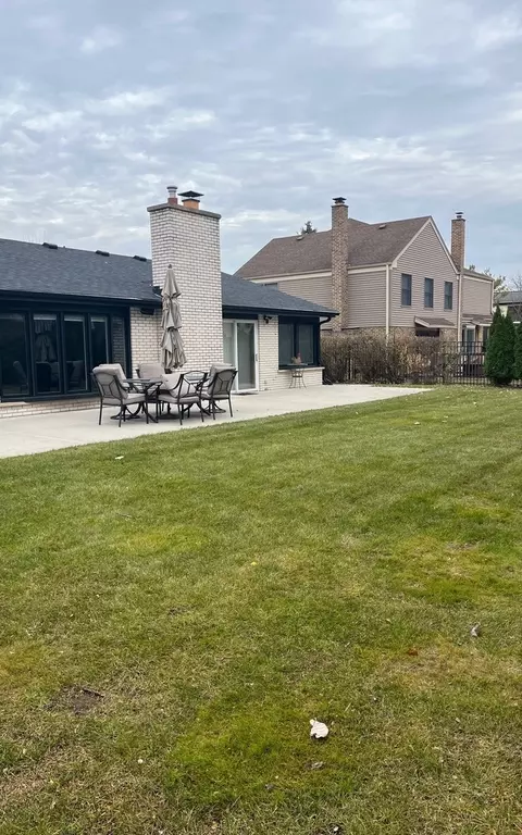 3931 Miller Dr, Glenview, IL 60026 photo 24