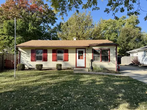 905 Brentwood Dr, Joliet, IL 60435