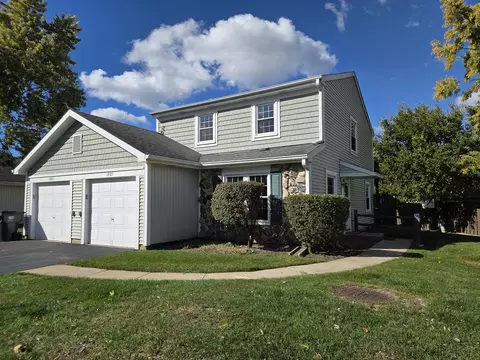 1925 Georgetown Ln, Hoffman Estates, IL 60169