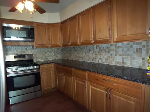 1925 Georgetown Ln, Hoffman Estates, IL 60169 photo 6