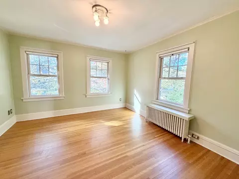 Bedroom - 841 Douglas Ave, Elgin, IL 60120 photo 5 of 12