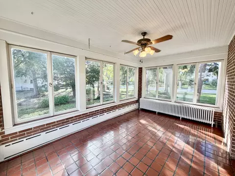 Exterior - 841 Douglas Ave, Elgin, IL 60120 photo 6 of 9