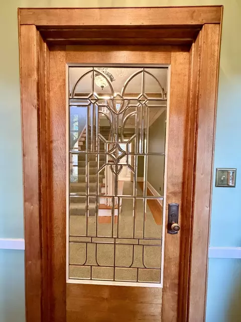 Entry Way - 841 Douglas Ave, Elgin, IL 60120 photo 2 of 10