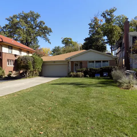 Undisclosed, River Forest, IL 60305 photo 5