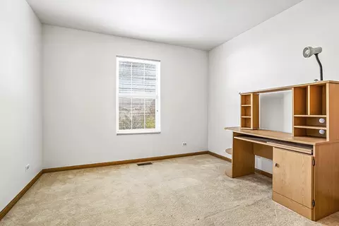 Bedroom - 16212 Golfview Dr, Lockport, IL 60441 photo 2 of 2