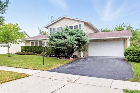 3725 N Firestone Dr, Hoffman Estates, IL 60192 photo 2