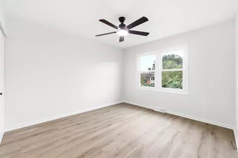 3725 N Firestone Dr, Hoffman Estates, IL 60192 photo 19