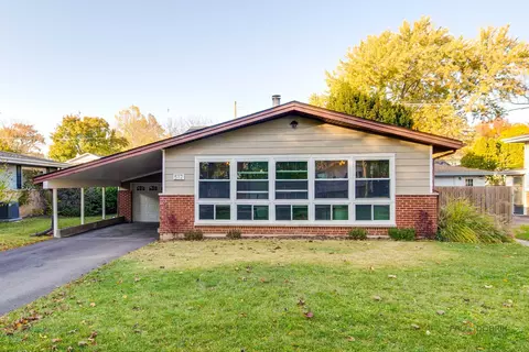 512 Lisa Rd, West Dundee, IL 60118