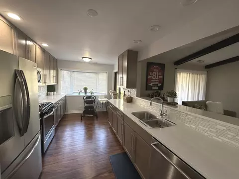Kitchen - 113 Walters Ln #2A, Itasca, IL 60143 photo 3 of 3