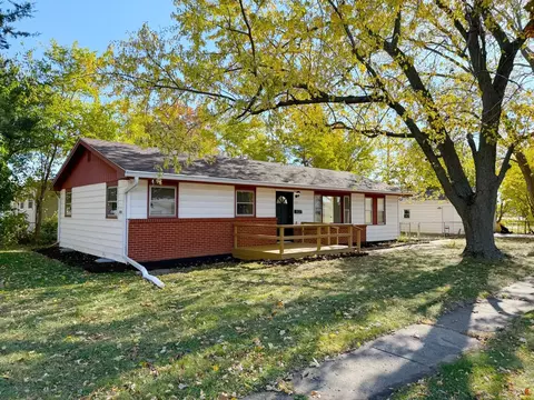 1703 Evans Ave, Loves Park, IL 61111