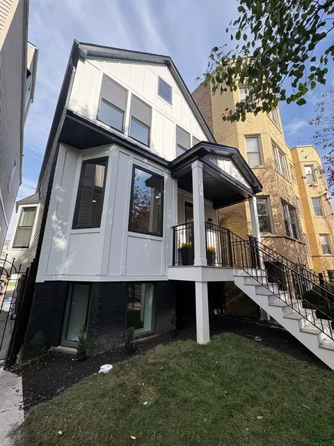 Undisclosed, Chicago, IL 60647