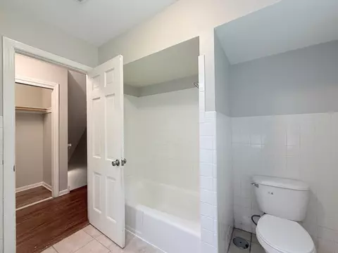 Bath - 20436 Arcadian Dr, Olympia Fields, IL 60461 photo 6 of 6