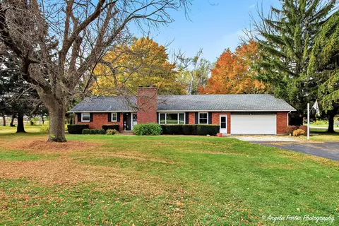 n613 County Road U, Genoa City, WI 53128