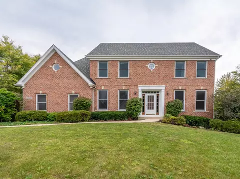 26 W185 Meadowview Ct, Wheaton, IL 60187