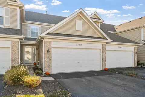23911 Mcmullin Cir, Plainfield, IL 60586