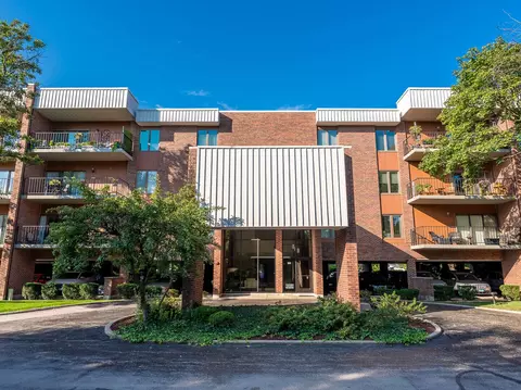 6545 Main St #408, Downers Grove, IL 60516