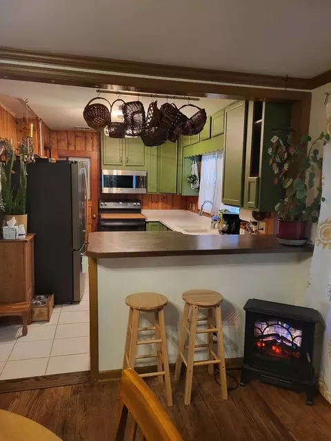 914 Cooper St, Dixon, IL 61021 photo 5